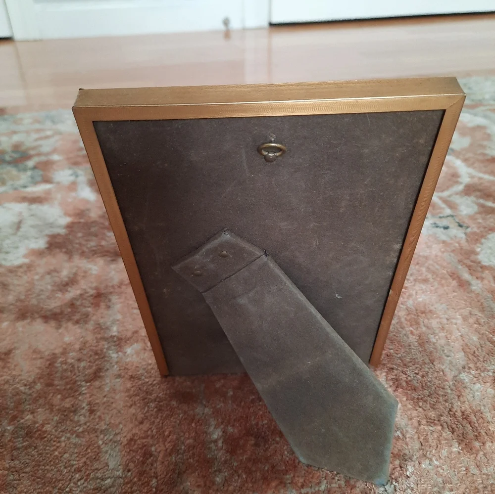 Vintage gold tone small metal picture frame